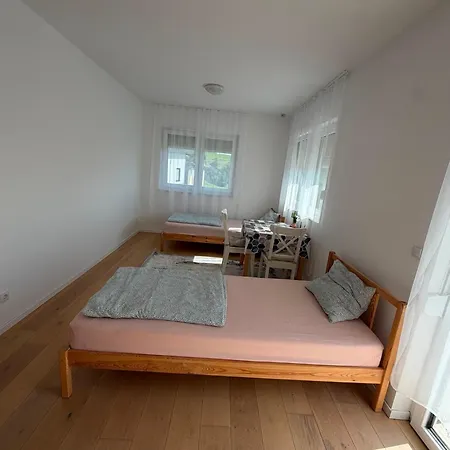 Ruhige Gaestehaus Avolli Mellach (Graz-Umgebung)