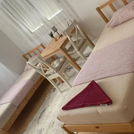 Ruhige Gaestehaus Avolli Apartment